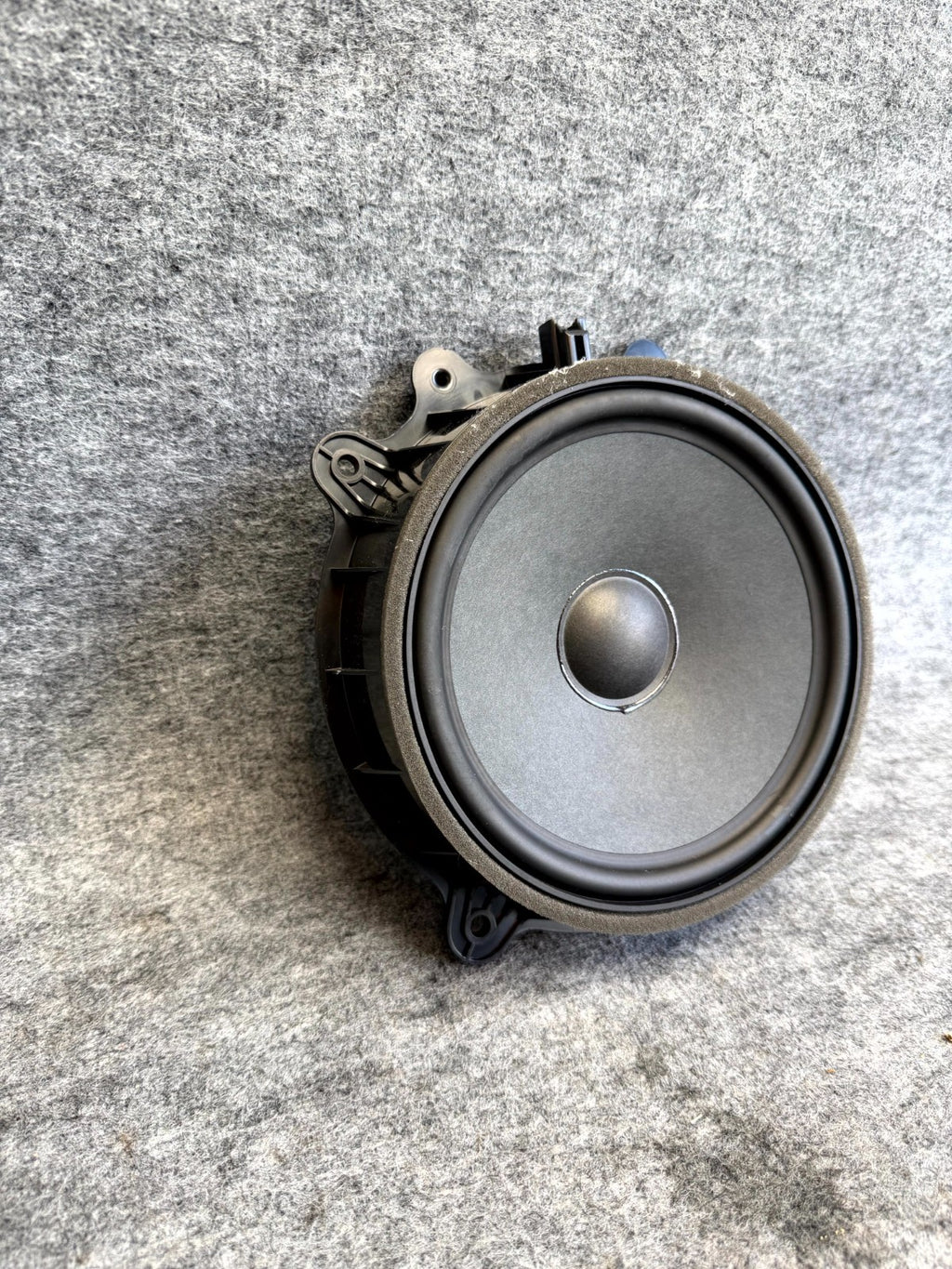 ♦️2017 - 2023 TESLA MODEL 3/Y FRONT RIGHT DOOR SPEAKER OEM, 1079744-00-E