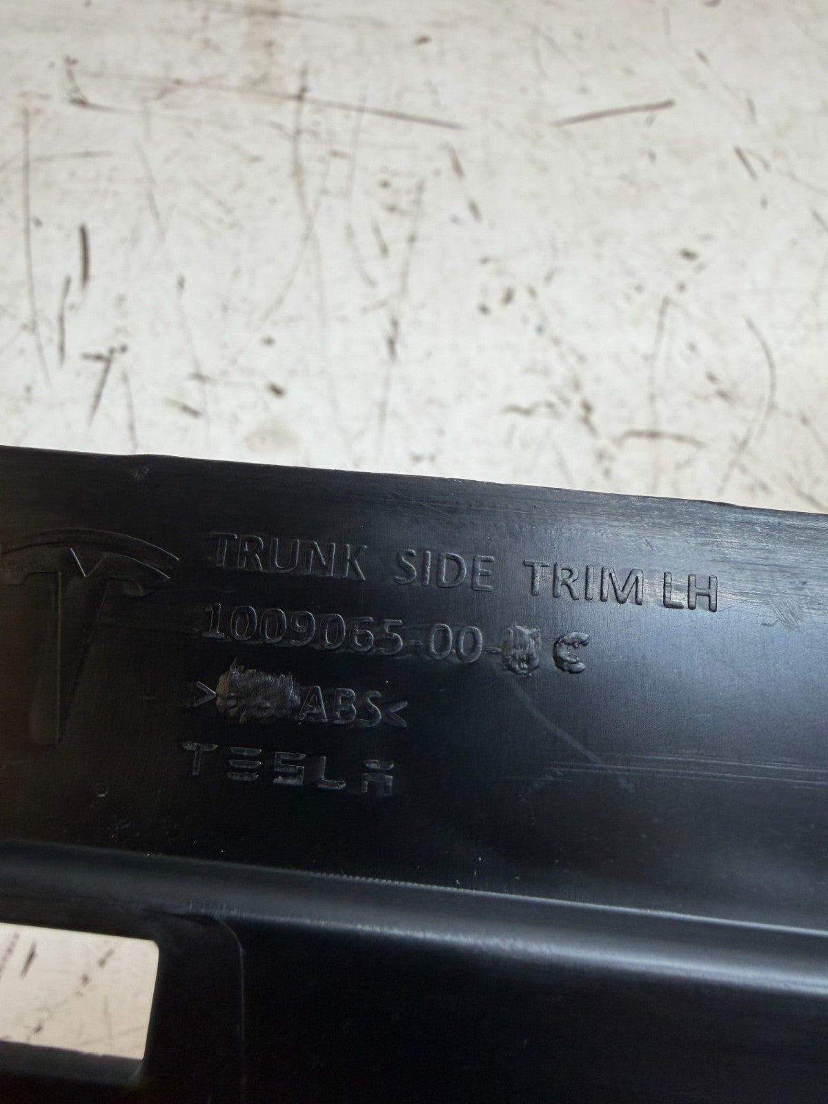 2012-2016 Tesla Model S LH Left Trunk Side Trim Panel OEM 1009065-00-C