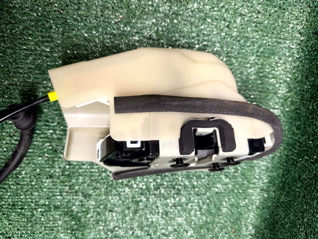 ♦️20-23 TESLA MODEL Y REAR RIGHT SIDE DOOR LOCK LATCH ACTUATOR OEM, 1500675-00-A