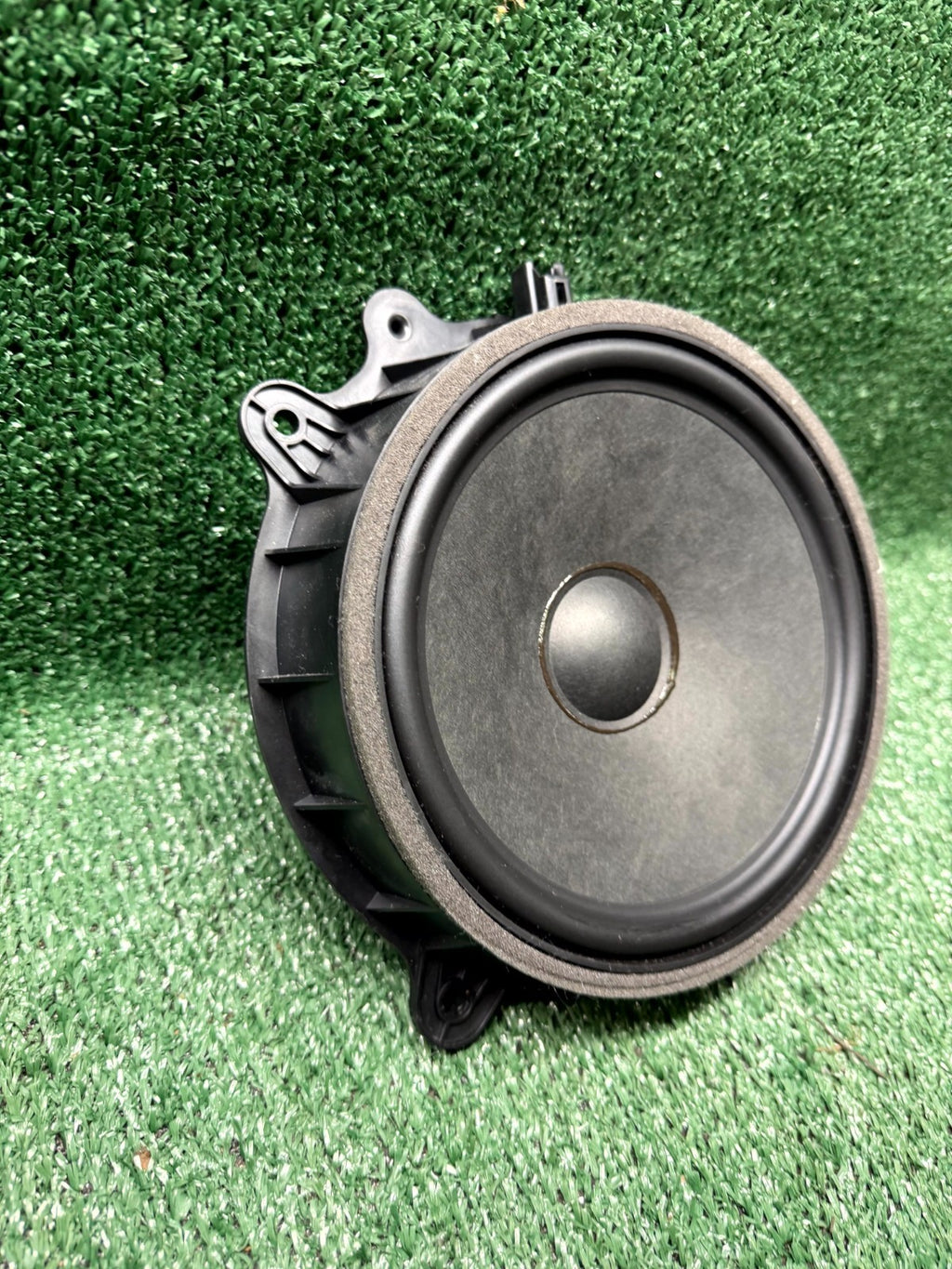 ♦️2020–2024 TESLA MODEL Y FRONT LEFT SIDE DOOR SPEAKER WOOFER OEM, 1079744-01-F