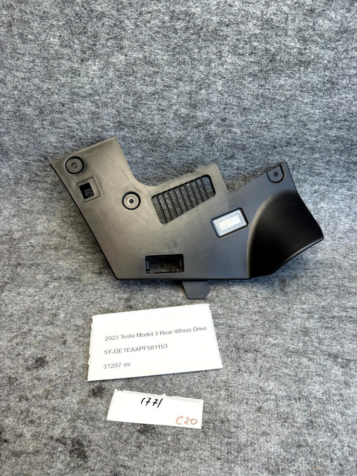 ♦️2017-2023 TESLA MODEL 3 LEFT LOWER DASHBOARD DRIVER FOOTWELL OEM, 1095413-00-H