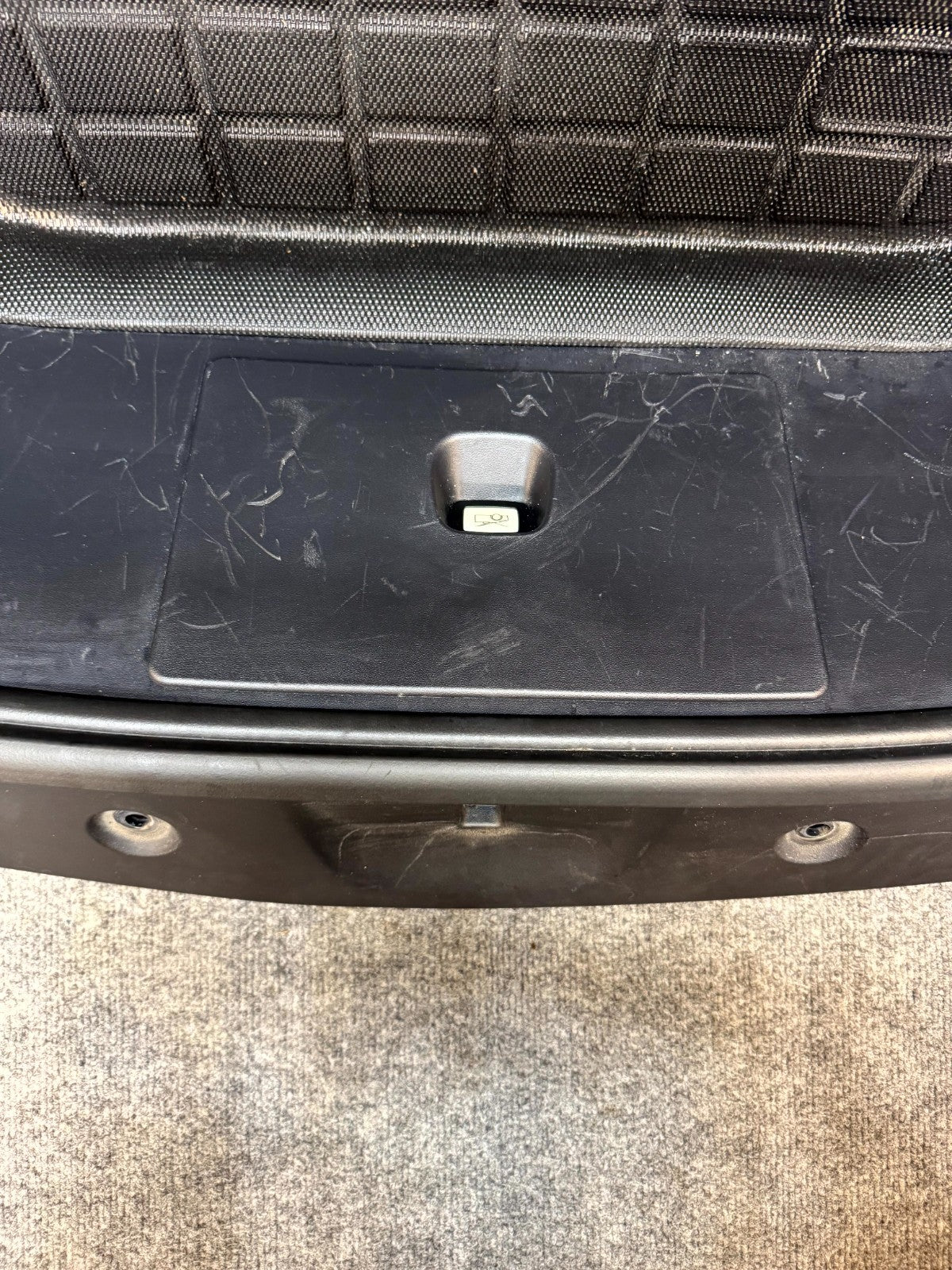 2020-2024 TESLA MODEL Y FRONT FRUNK TRUNK COMPARTMENT STORAGE BOX OEM 149260600C