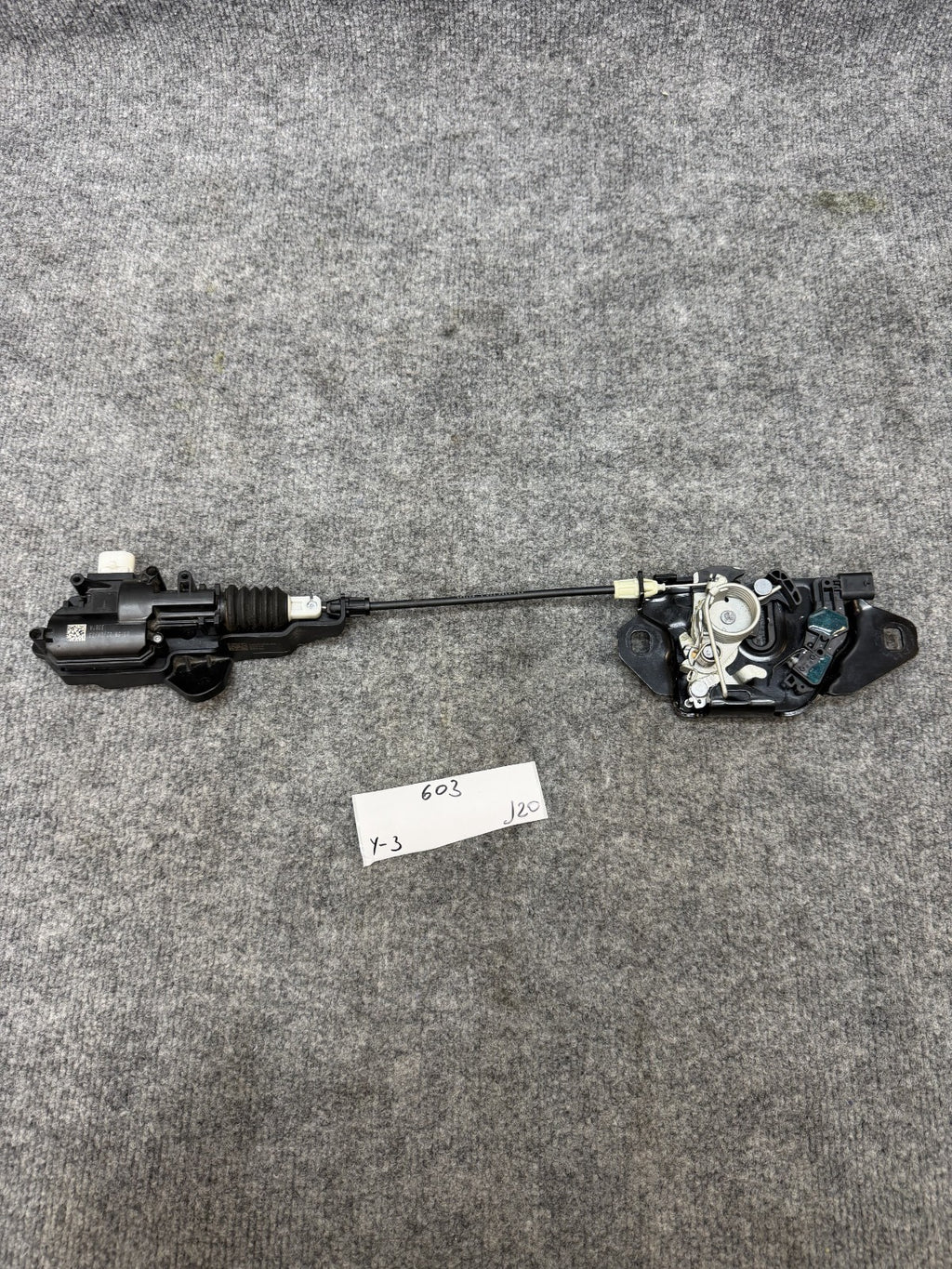 2020-2024 TESLA MODEL Y HOOD LOCK LATCH ACTUATOR W/ RELEASE CABLE OEM,187328400B