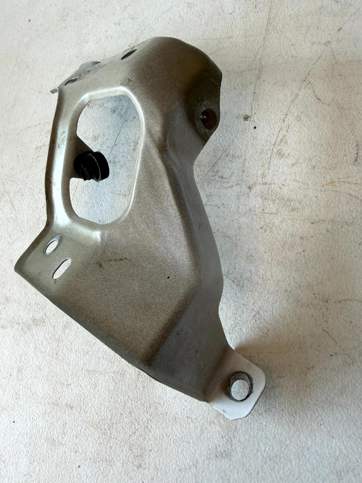 2017-2023 Tesla Model 3 Front Right Side Fender Mount Bracket OEM, 108601600D