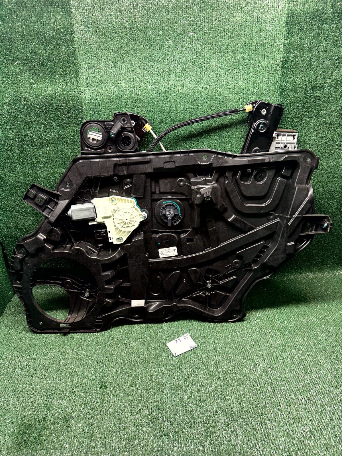 ♦️2020 - 2024 TESLA MODEL Y FRONT RIGHT WINDOW REGULATOR MOTOR OEM, 1495509-98-B