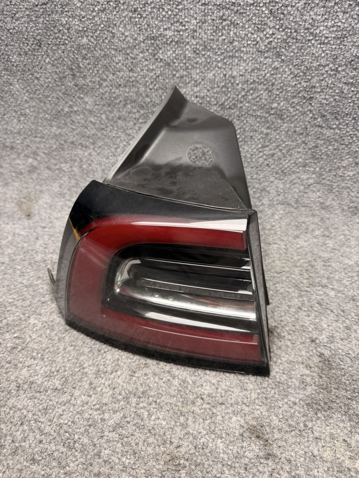 2020-2024 Tesla Model Y Right Passenger Side Taillight Quarter Mounted 3 Pin OEM
