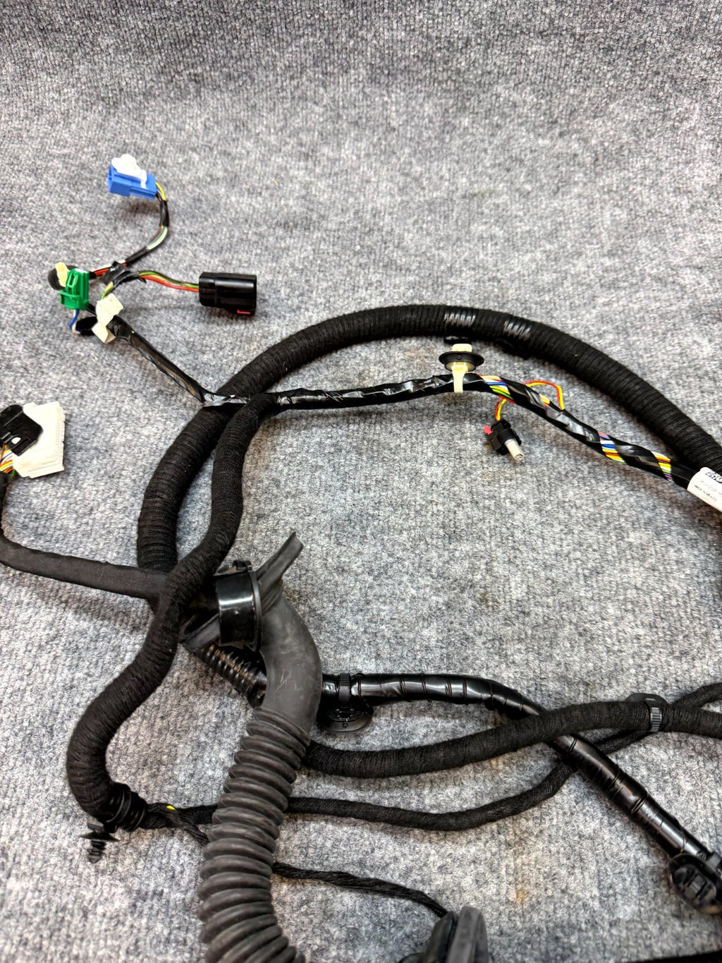 2020-2024 TESLA MODEL Y FRONT LEFT SIDE DOOR WIRING HARNESS OEM, 1489044-00-F