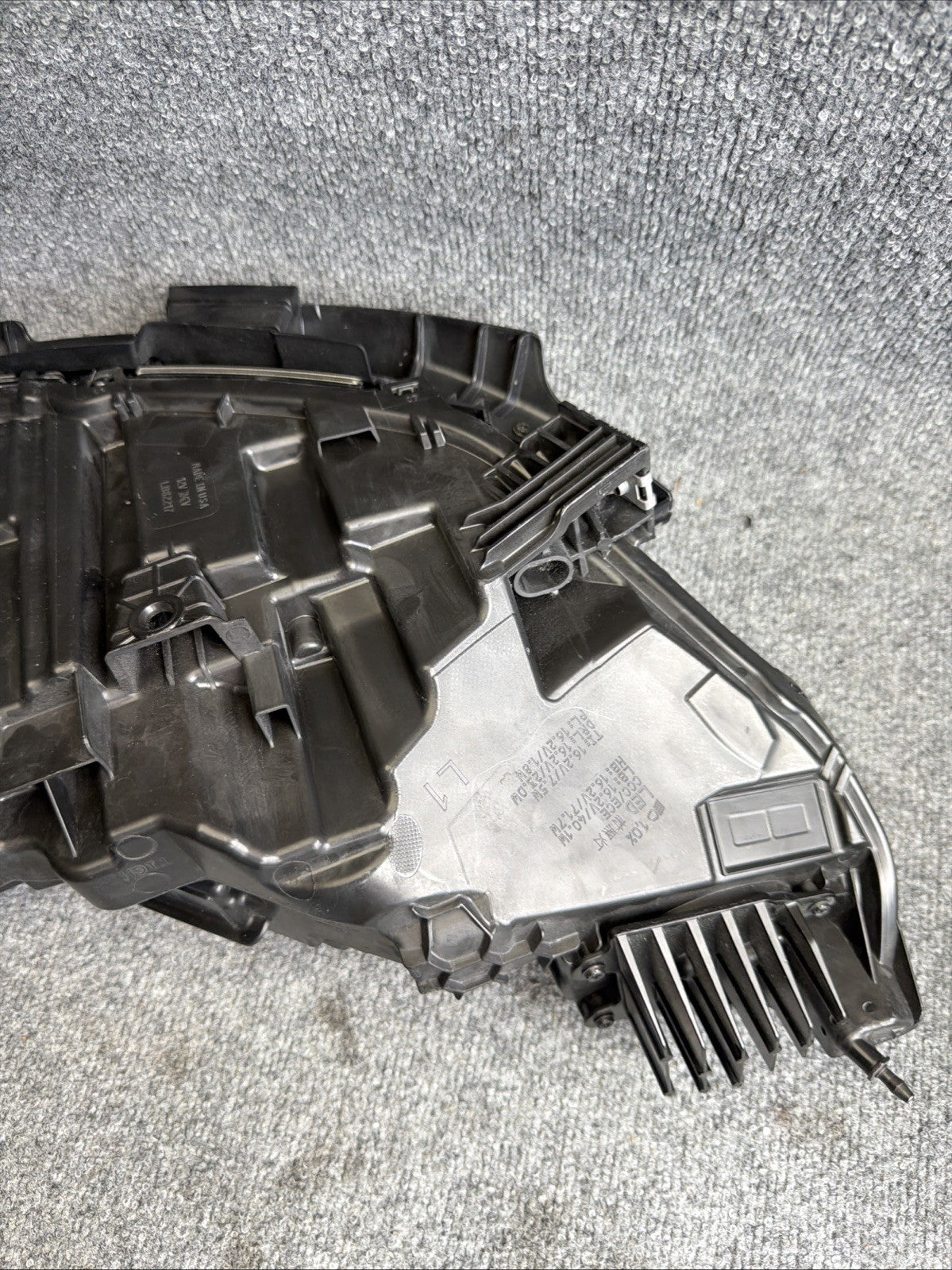 2024-2027 Tesla Model 3 Front left Driver Side LED headlight 1694086-00-G