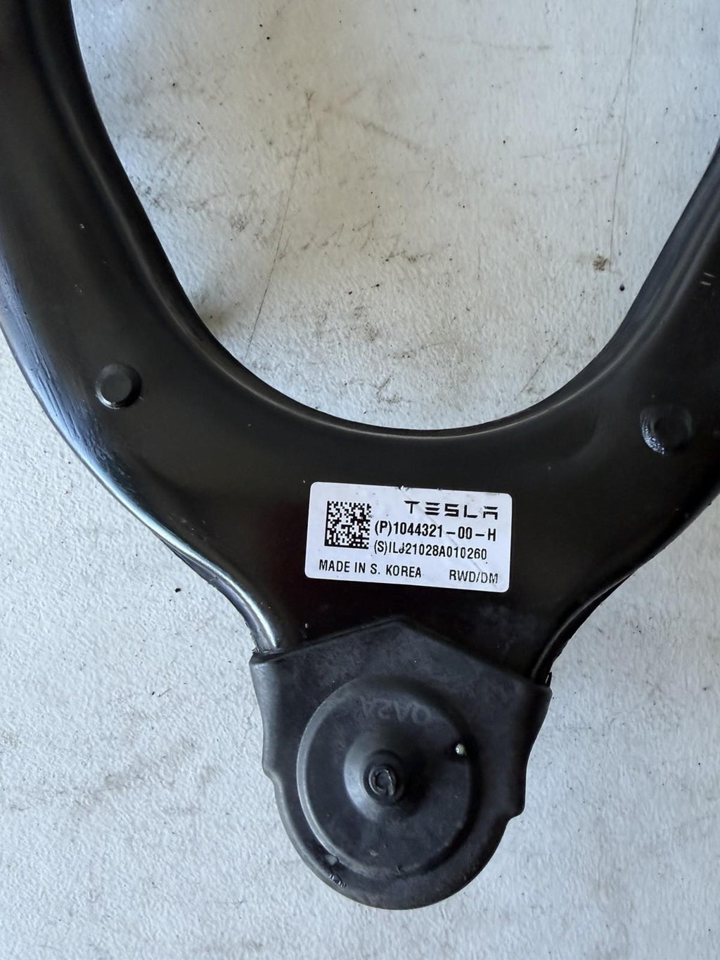 ♦️2017 - 2023 TESLA MODEL 3 FRONT LEFT SIDE UPPER CONTROL ARM OEM, 1044321-00-H
