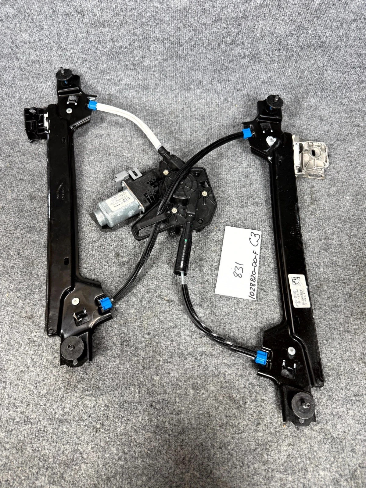 ♦️16-20 TESLA MODEL X REAR LEFT DOOR WINDOW REGULATOR W/ MOTOR OEM, 1028820-00-F