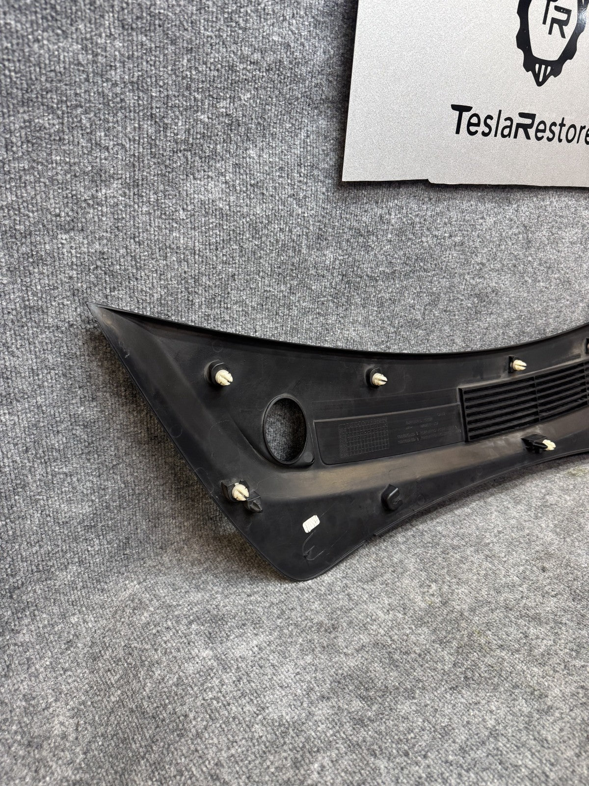 2017-2023 TESLA MODEL 3 REAR APRON WINDSHIELD WIPER COWL COVER OEM, 1081675-00-B