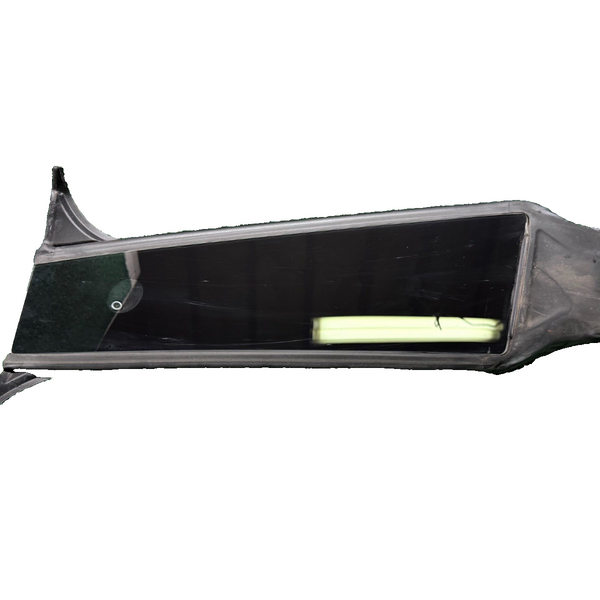 20 - 24 TESLA MODEL Y UPPER RIGHT SIDE B PILLAR MOLDING TRIM OEM, 1516258-00-D