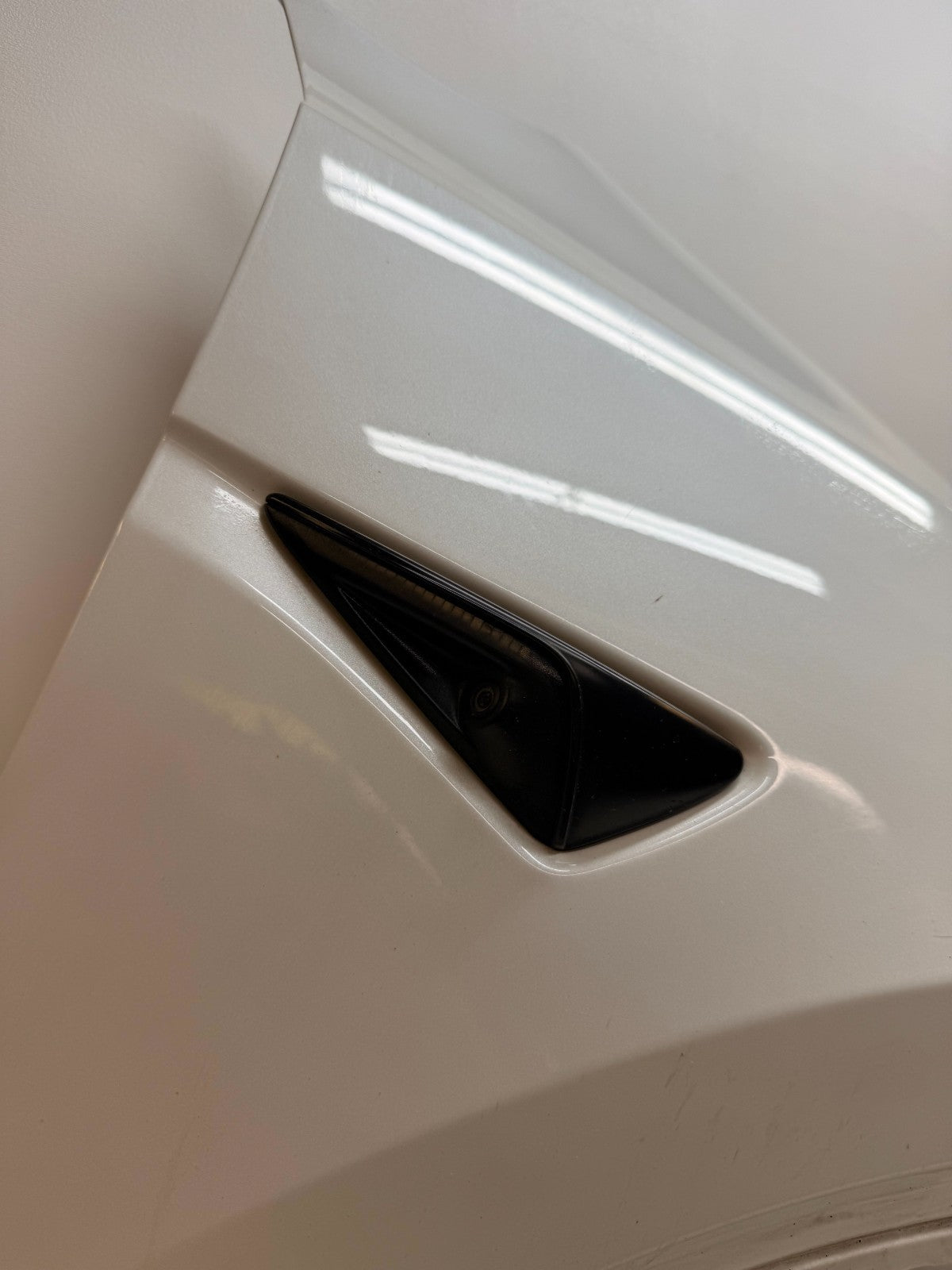 2020-2024 Tesla Model Y FRONT FENDER RH PASSENGER SIDE