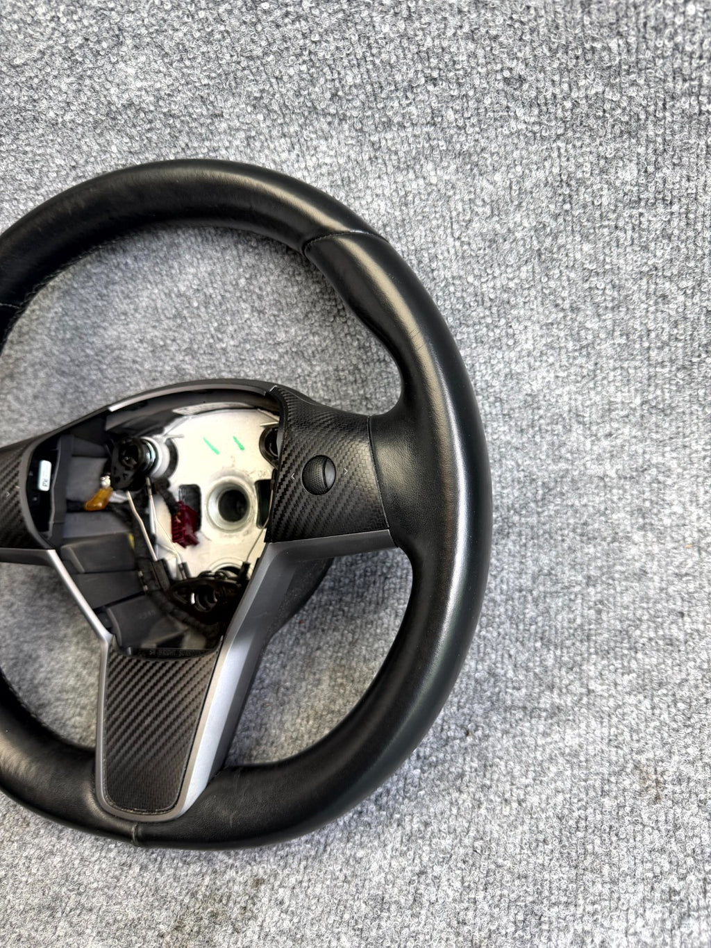 2017-2023 TESLA MODEL 3/Y HEATED LEATHER STEERING WHEEL BLACK OEM, 1490214-00-B