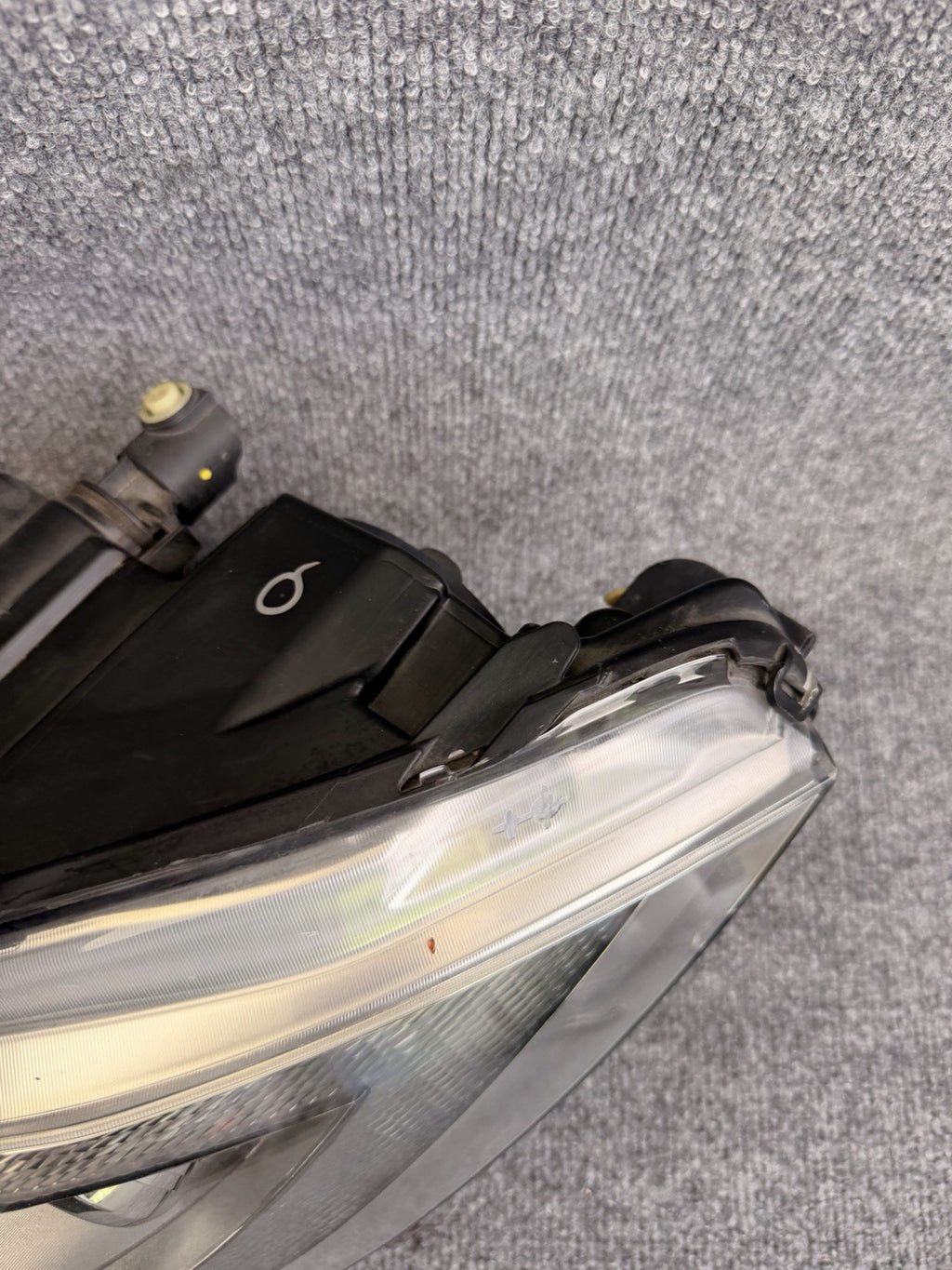 TESLA MODEL S HEADLIGHT LEFT DRIVER 2012 2013 2014 2015 XENON 6005906-00-D OEM