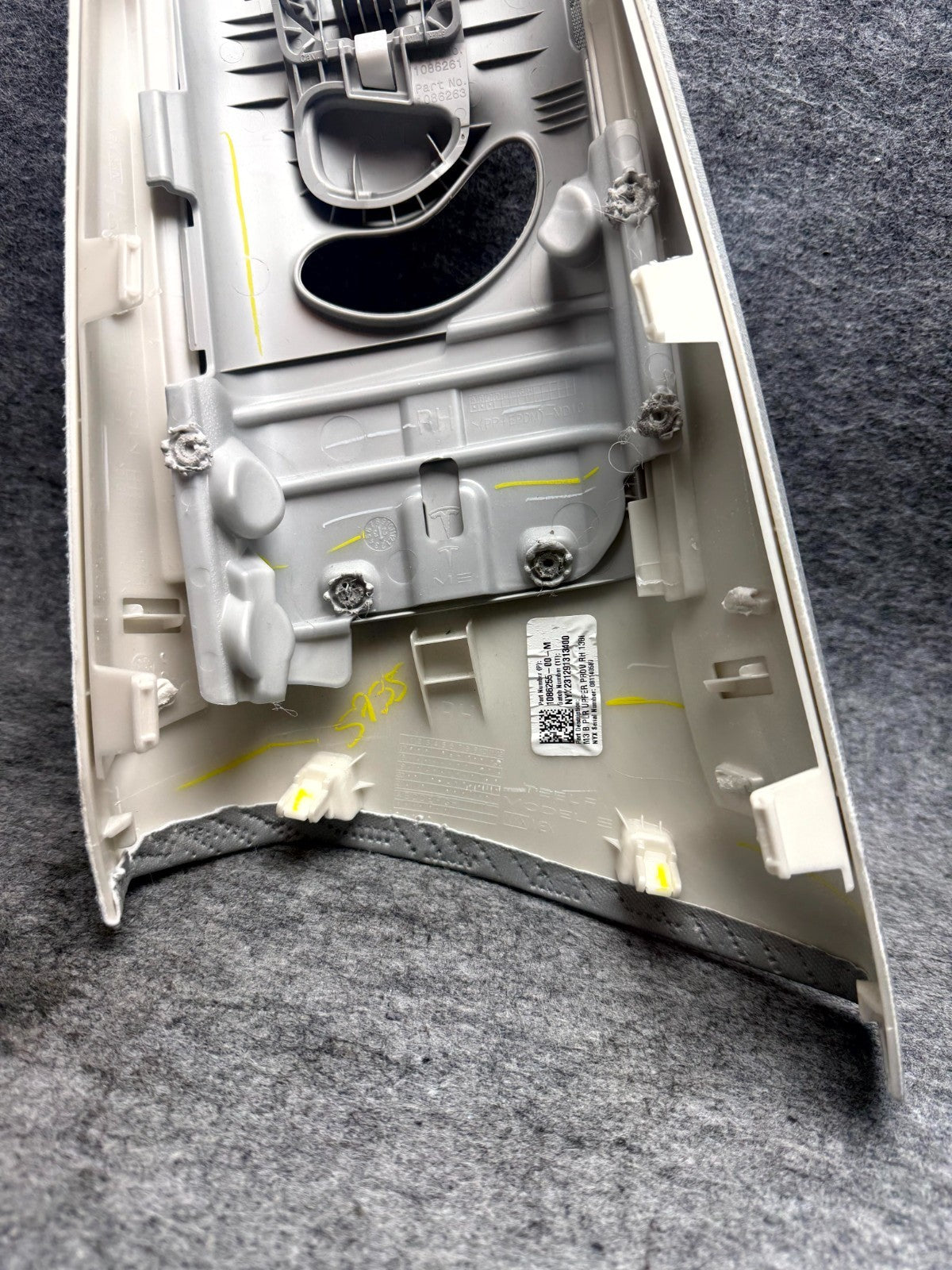 ♦️2017-2023 TESLA MODEL 3 RIGHT SIDE B-PILLAR TRIM COVER PANEL OEM, 1086255-00-M