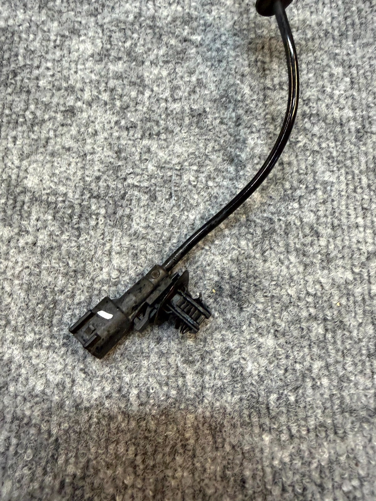 2017-2023 TESLA MODEL Y FRONT ANTI-LOCK ABS WHEEL SPEED SENSOR OEM, 1188761-00-A