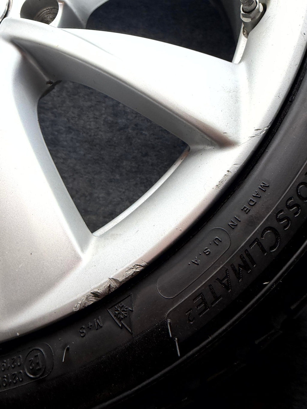 ♦️2017–2023 TESLA MODEL 3 ALUMINUM REPLACEMENT WHEEL TIRE OEM, 1044224 00 B