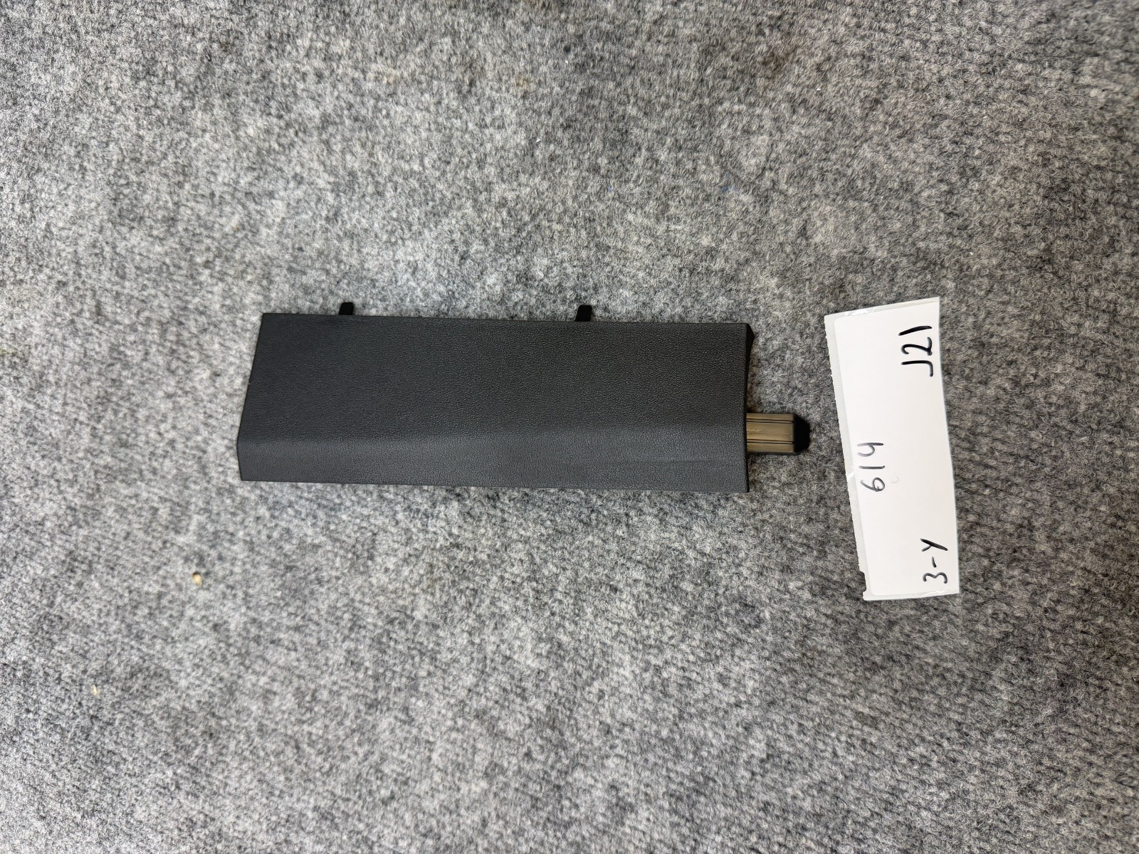 2017-2024 TESLA MODEL Y/3 LEFT SIDE A PILLAR TRIM COVER PANEL BEZEL OEM, 1627209