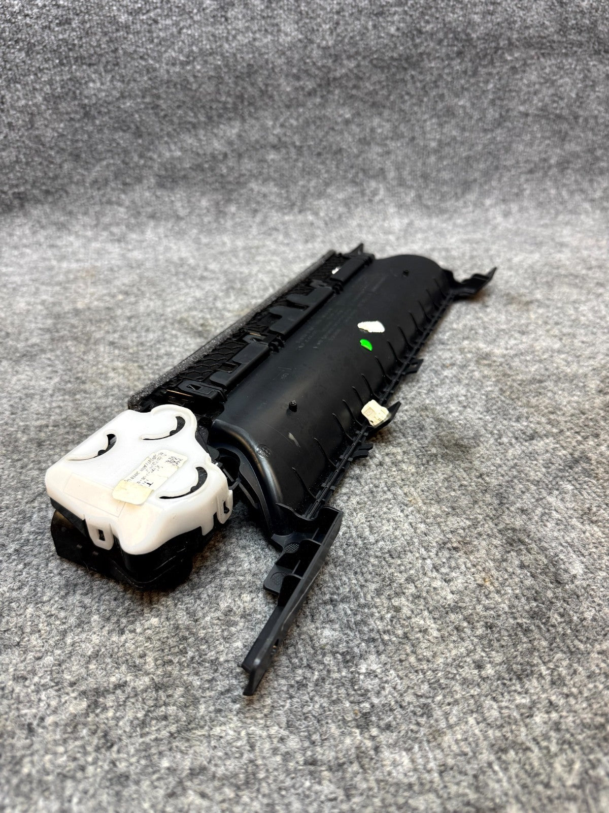 17–23 TESLA MODEL 3 Y LEFT DASHBOARD HEATER AC AIR VENT DASH DUCT OEM 113555400A