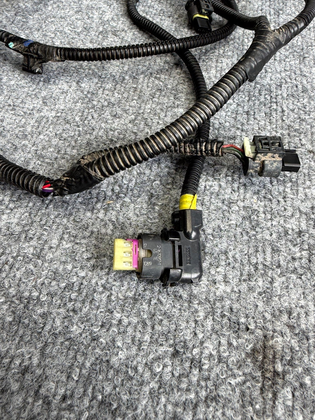 2017-2023 TESLA MODEL 3 REAR BUMPER WIRE HARNESS W/SENSORS OEM, 1067959-00-D
