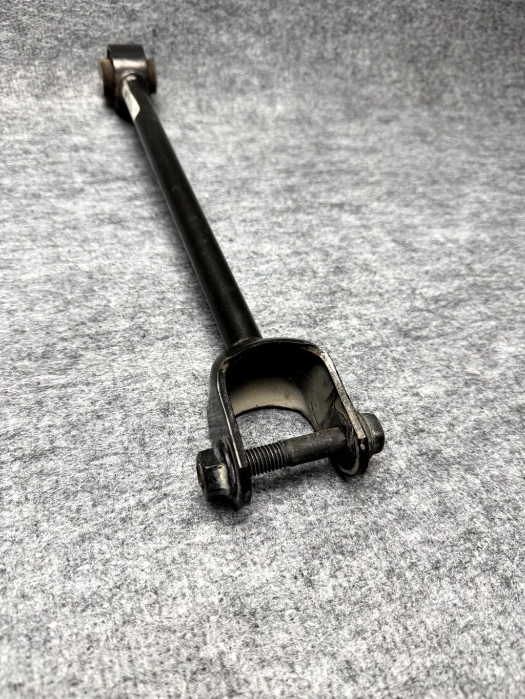 ♦️17-23 TESLA MODEL 3 REAR LEFT SIDE LOWER LINK CONTROL ARM OEM, 1044444-00-A
