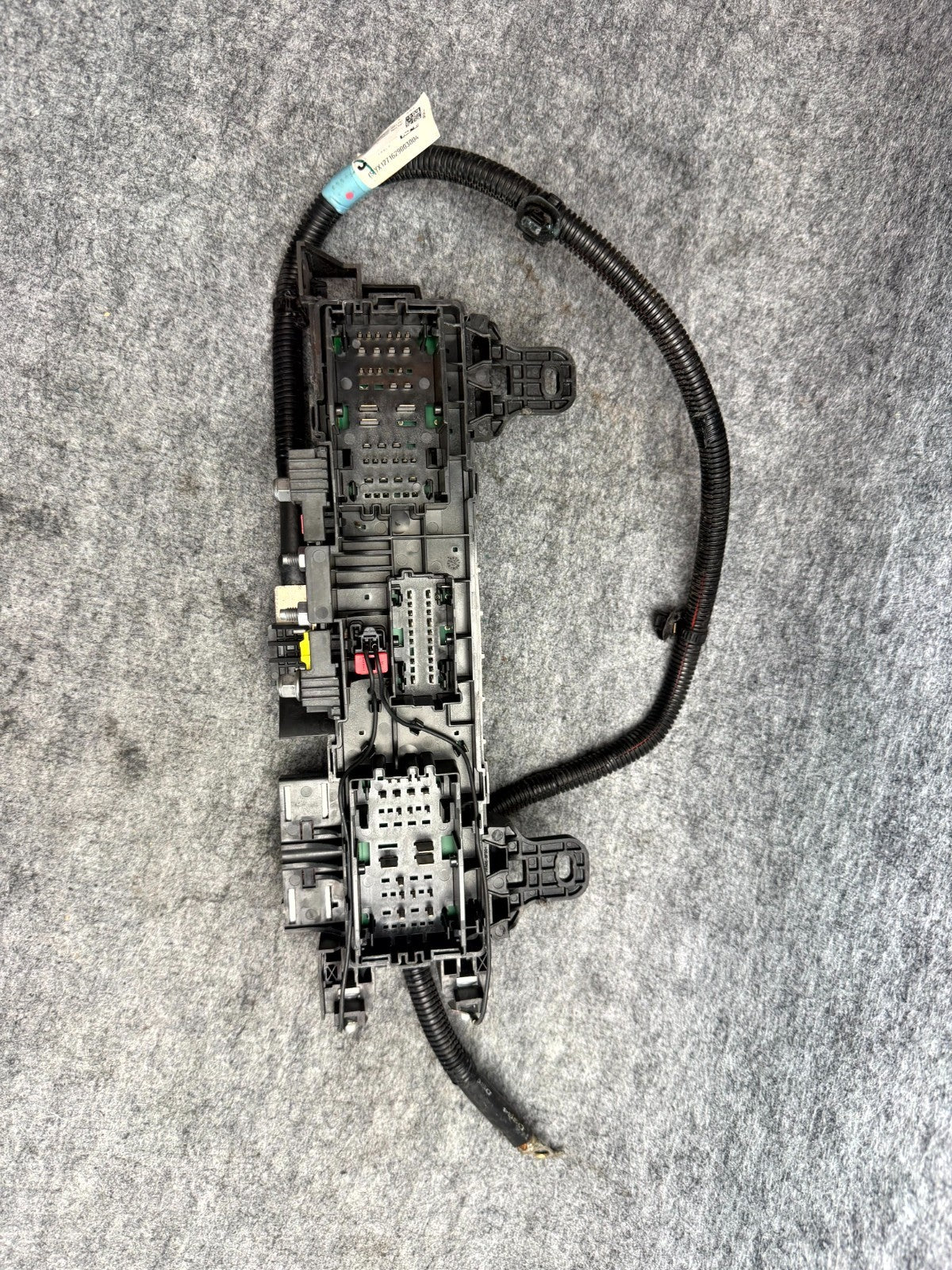 ♦️12-20 TESLA MODEL S FRONT FUSE BOX RELAY JUNCTION BOX OEM, 1034405-00-E