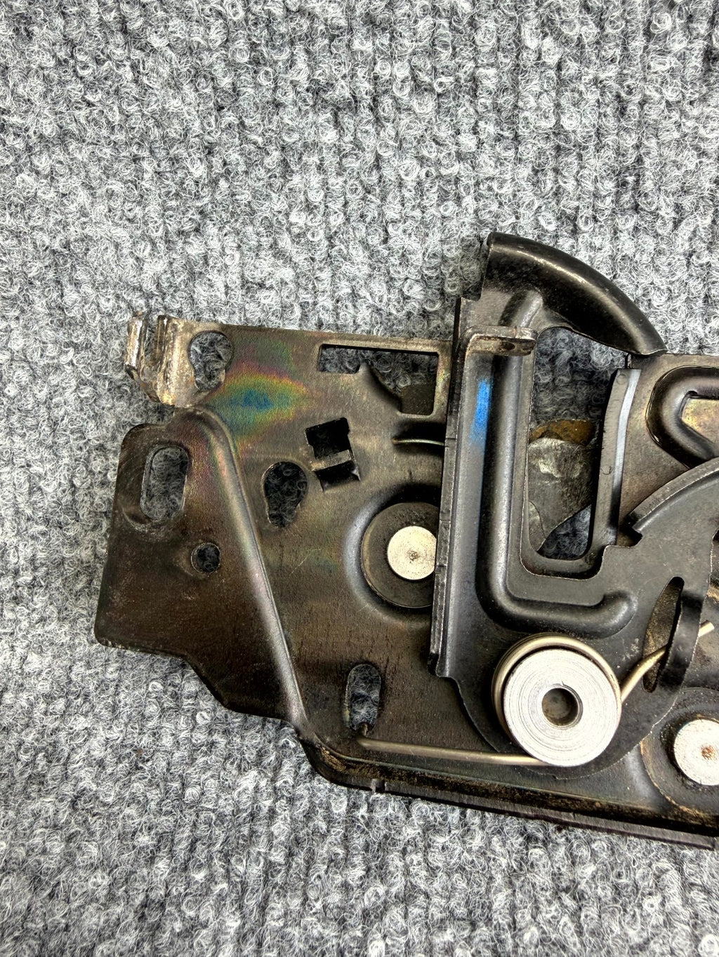 2017 - 2023 TESLA MODEL 3 HOOD BONNET LOCK LATCH OEM, 1033011-00-E