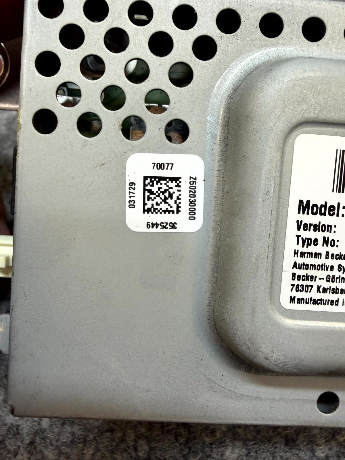 2017–2023 TESLA MODEL 3 RADIO RECEIVER CONTROL MODULE OEM, 1079749-00-D