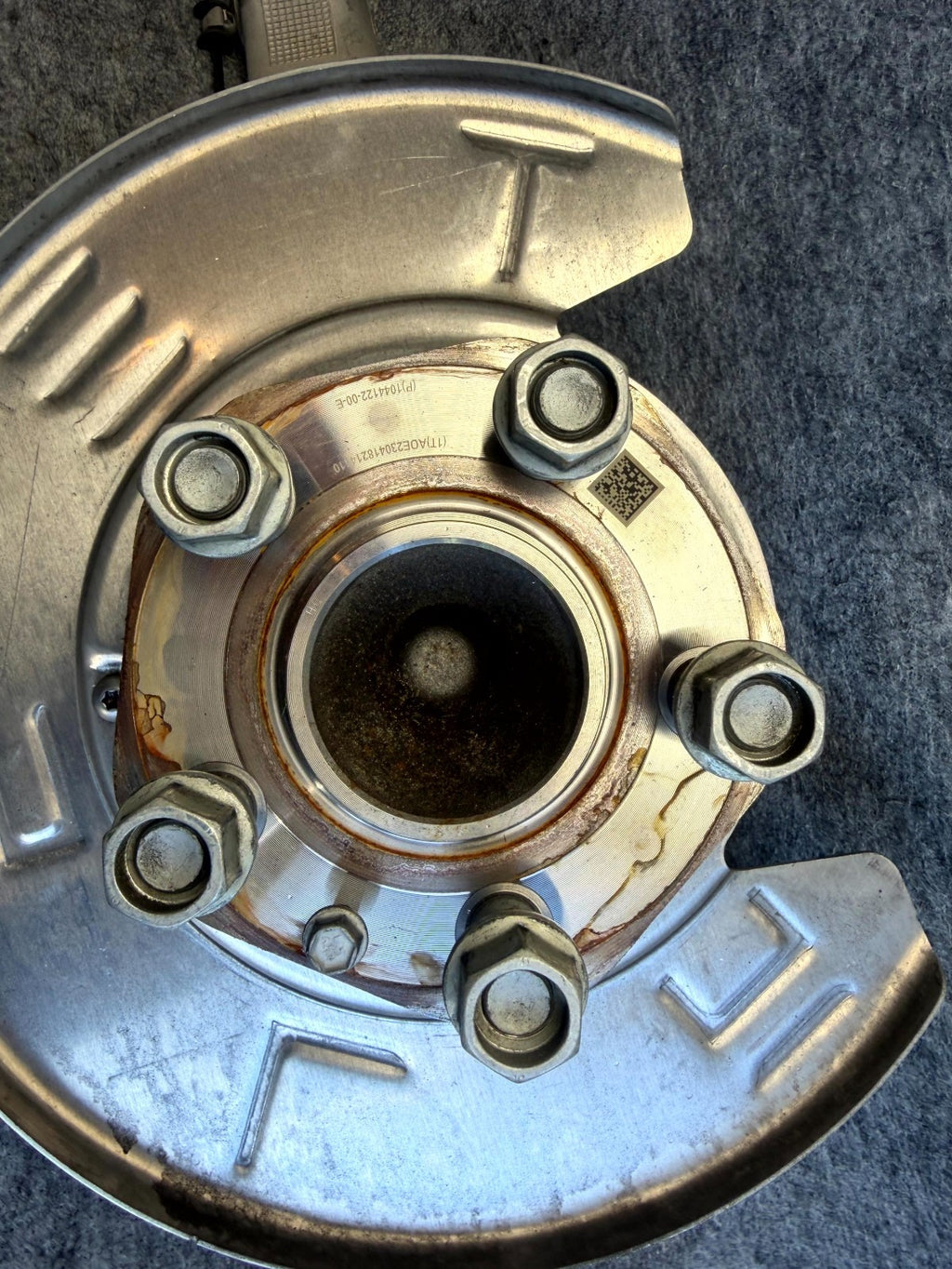 ♦️17-23 TESLA MODEL 3 FRONT LEFT SPINDLE KNUCKLE HUB & SHIELD OEM, 1044311-00-E