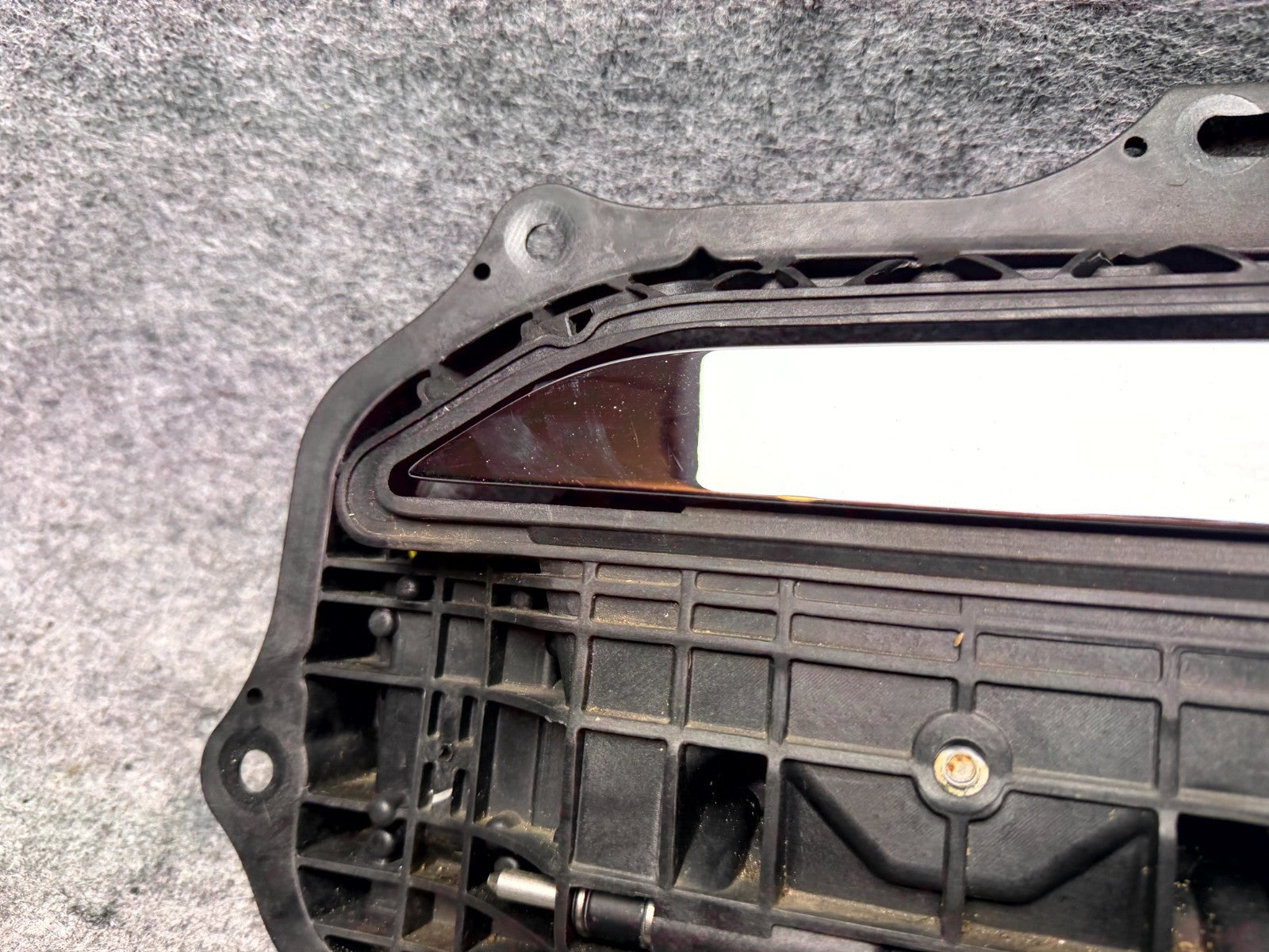 ♦️2012 - 2016 TESLA MODEL S REAR LEFT EXTERIOR DOOR HANDLE OEM, 1030275-S0-A