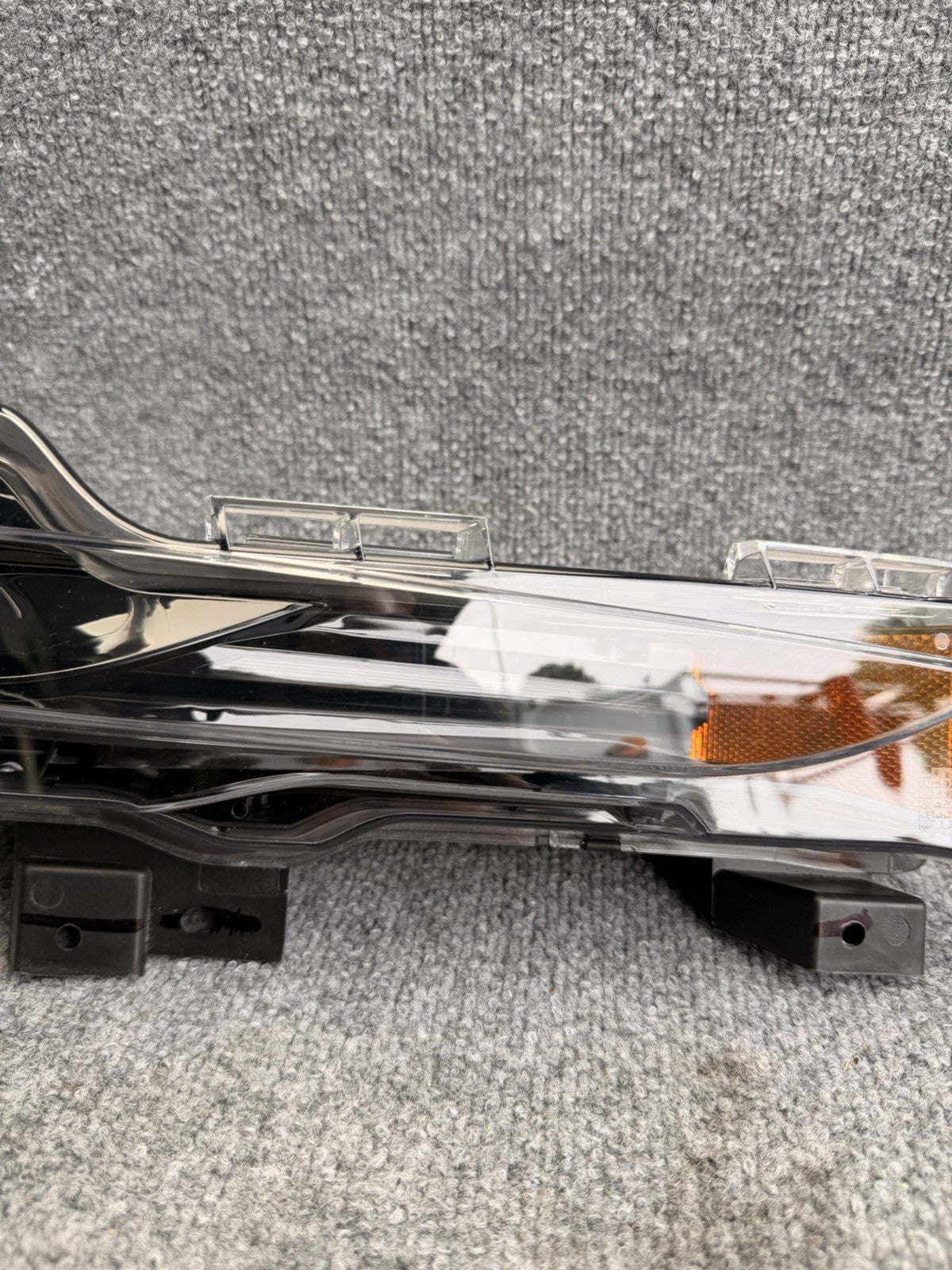 2017-2020 Tesla Model 3/Y RH Passenger LED Fog Light 1077390-00-F OEM 2Pin