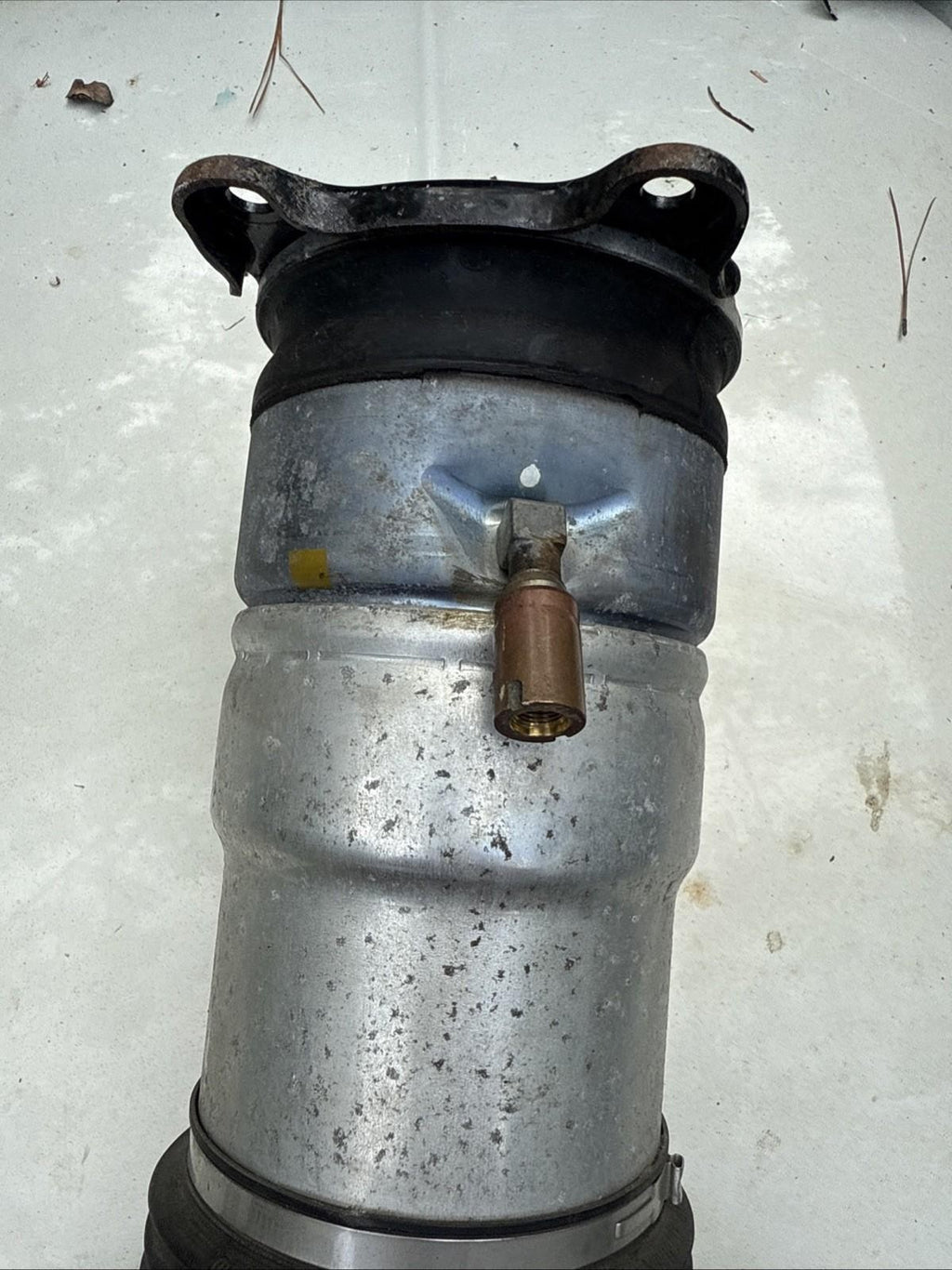 ♦️12-15 TESLA MODEL S REAR LEFT SIDE SHOCK STRUT ABSORBER OEM, 6006352-07-A