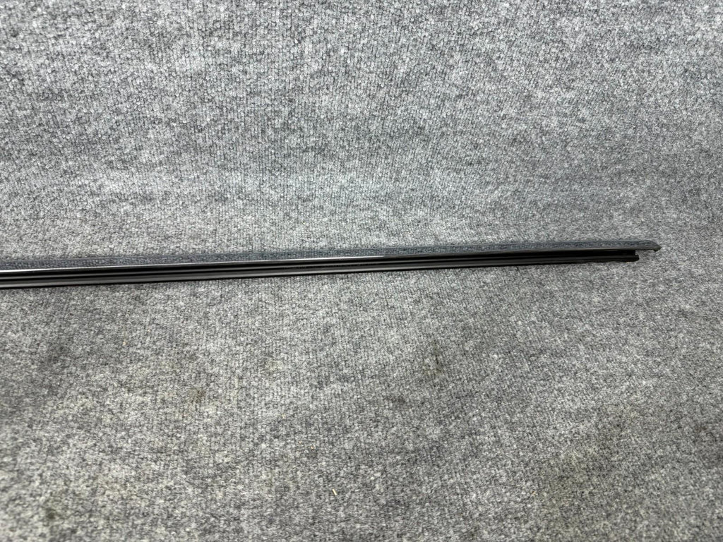 2012-2016 Tesla Model S Front Right Door Window Belt Molding OEM, 6009599-00-C