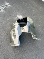 ♦️2017-2023 TESLA MODEL 3 FRONT RIGHT WHEEL FENDER SPLASH SHIELD OEM, 1081582-00
