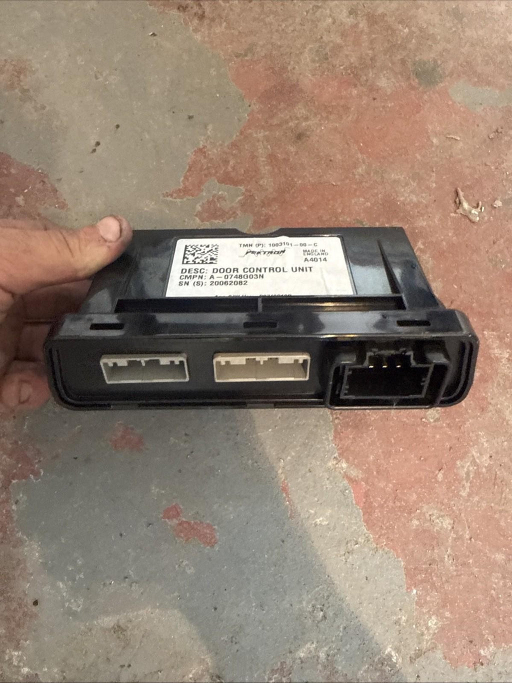 ♦️12-20 TESLA MODEL S FRONT RIGHT SIDE DOOR CONTROL MODULE OEM, 1003101-00-C