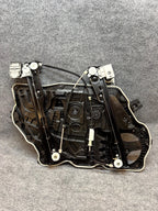 2020-2024 TESLA MODEL Y FRONT RIGHT DOOR WINDOW REGULATOR & MOTOR OEM,149550900J