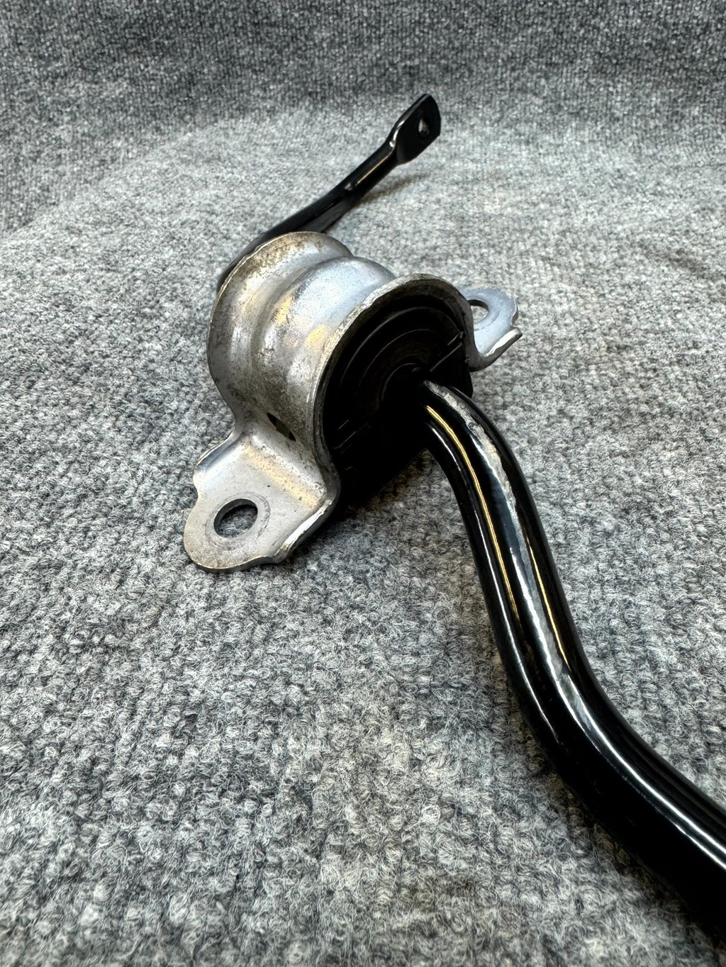 2017 - 2023 TESLA MODEL 3 REAR SUSPENSION ANTI-ROLL STABILIZER OEM, 1044488-00-A