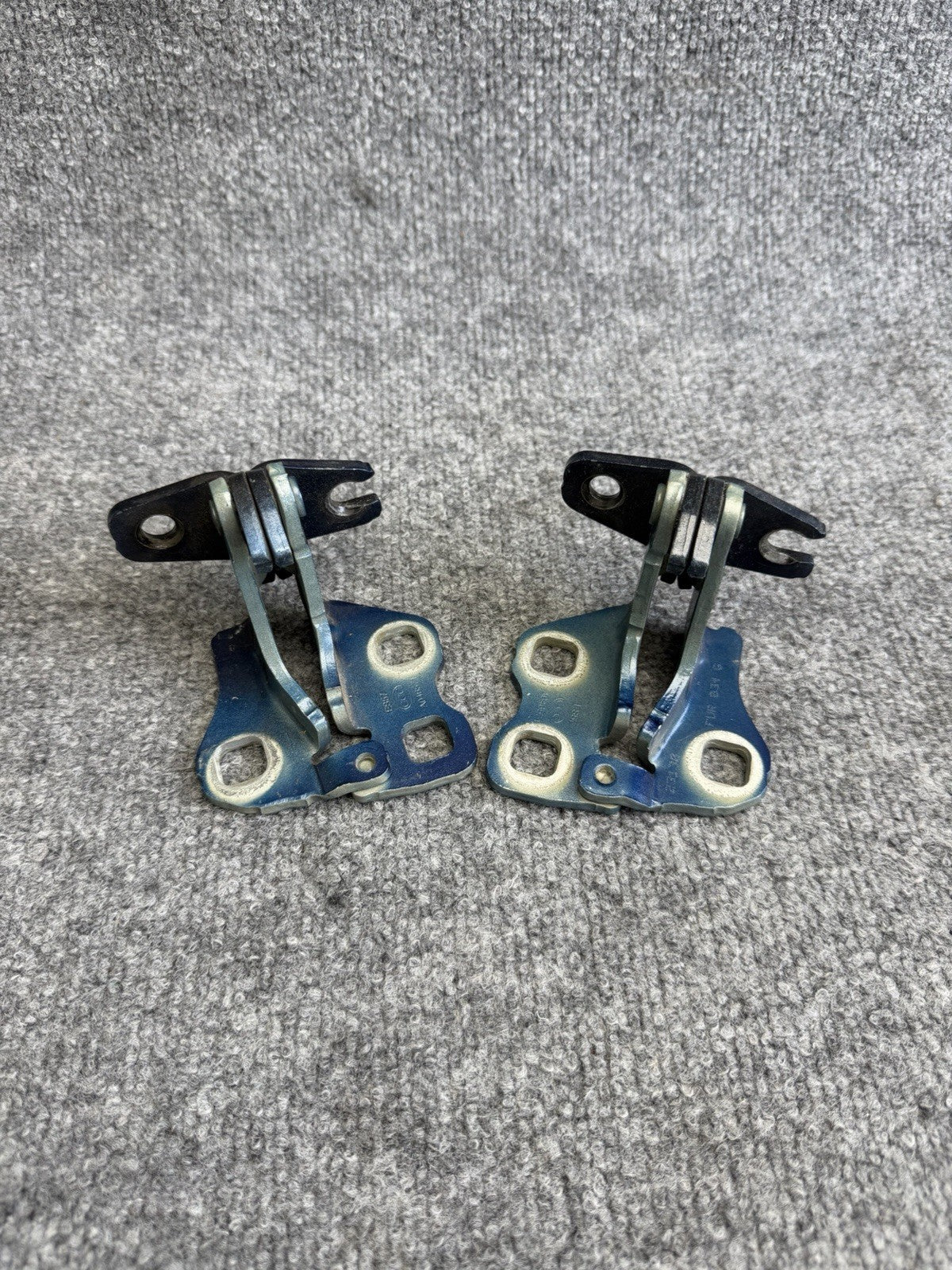 2017-2023 Tesla Model 3 M3 Front Right Passenger Side Door Set Hinge Red OEM