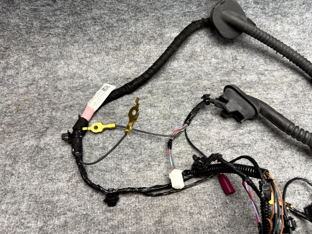 ♦️2017 – 2023 TESLA MODEL 3 TRUNK WIRING HARNESS WIRES OEM, P1068789-00-G