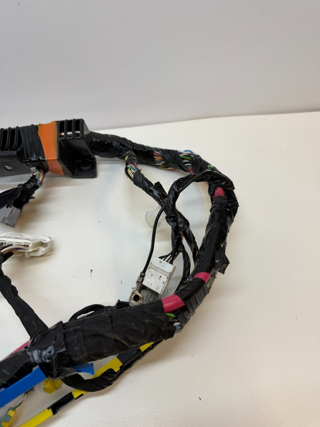 2020-2024 TESLA MODEL Y RIGHT SIDE MAIN BODY WIRE WIRING HARNESS 1489042-00-F