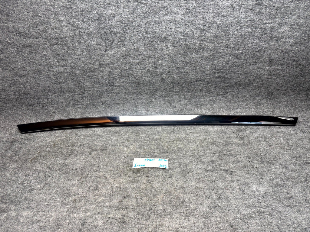 ♦️12-20 TESLA MODEL S REAR LEFT SIDE DOOR CHROME BELT MOLDING OEM, 1038395-80-A