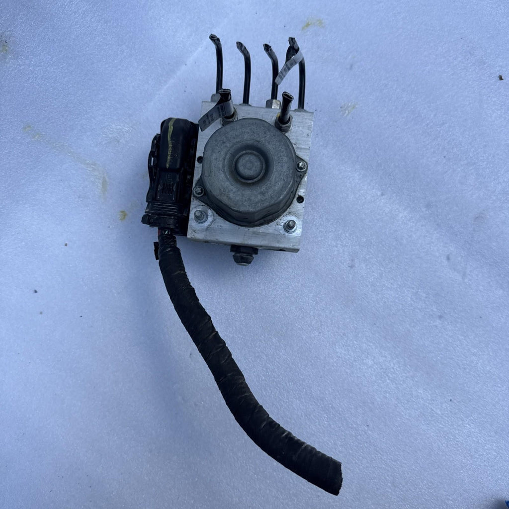 2016-2020 Tesla Model S Anti-Lock Brake Pump Assembly ABS OEM, 1037797-00-D