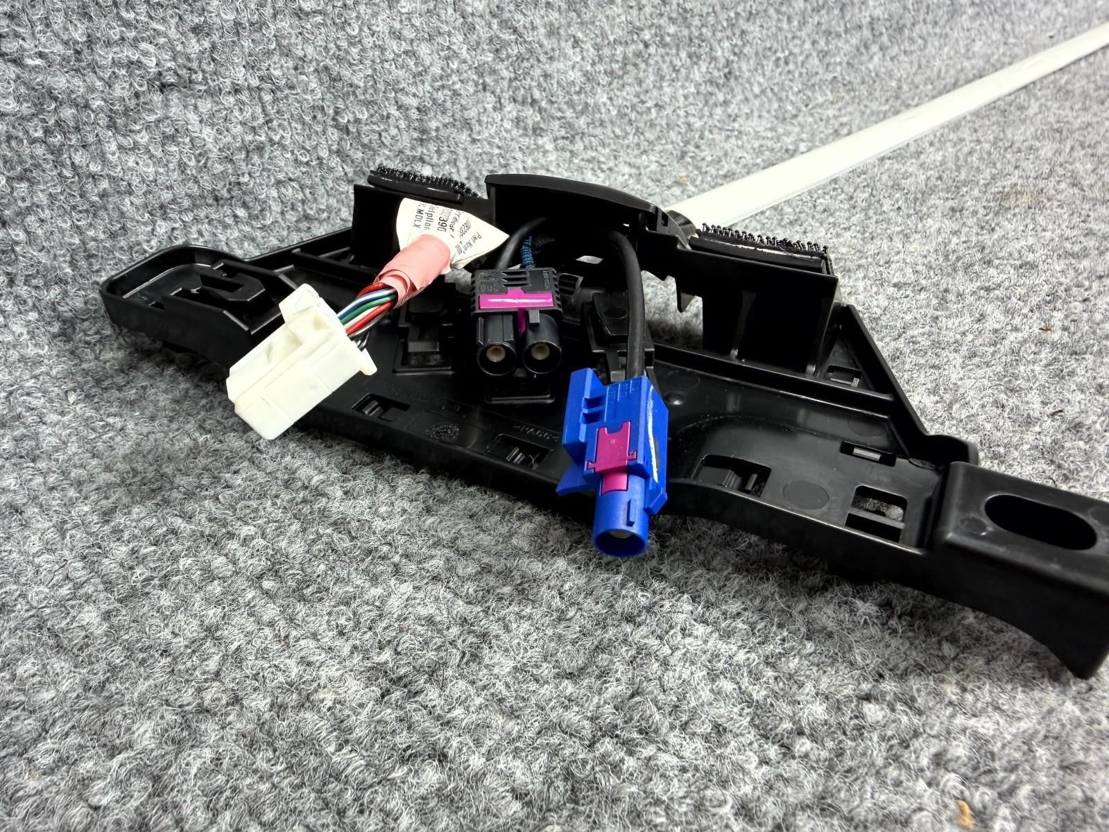♦️2016-2020 Tesla Model X Front Camera Wiring Harness OEM, 1082391-00-C