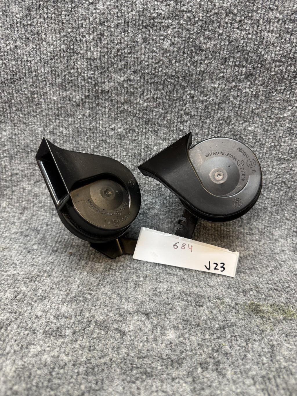 2017-2024 TESLA MODEL 3 Y LEFT/RIGHT LOW/HIGH PITCH HORN BRACKET OEM, 150724200B