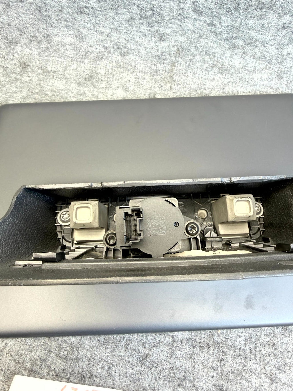 ♦️17-23 TESLA MODEL 3 MULTIMEDIA NAVIGATION TOUCH SCREEN DISPLAY OEM, 108954300J