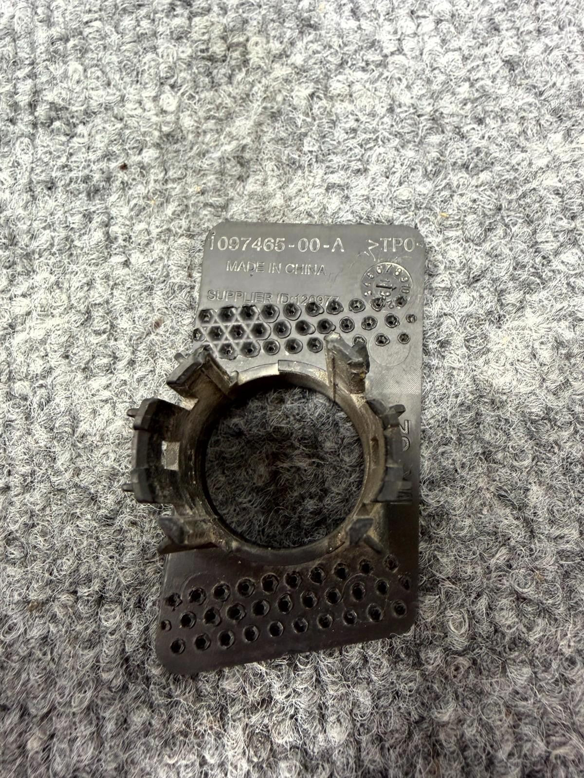 16-21 Tesla Model X Left Park Assist Retainer Sensor Bracket OEM, 1097465-00-A