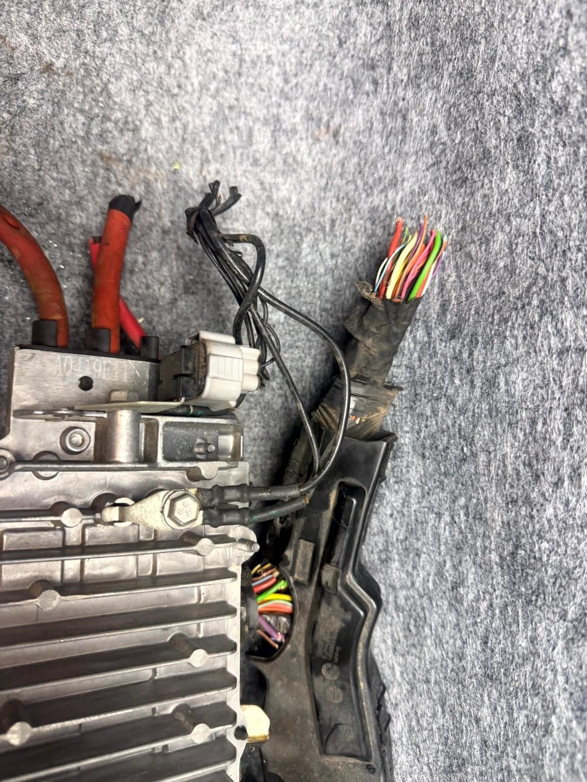 ♦️17-23 TESLA MODEL 3 FRONT SUSPENSION COMFORT CONTROL MODULE OEM, 1112485-00-A