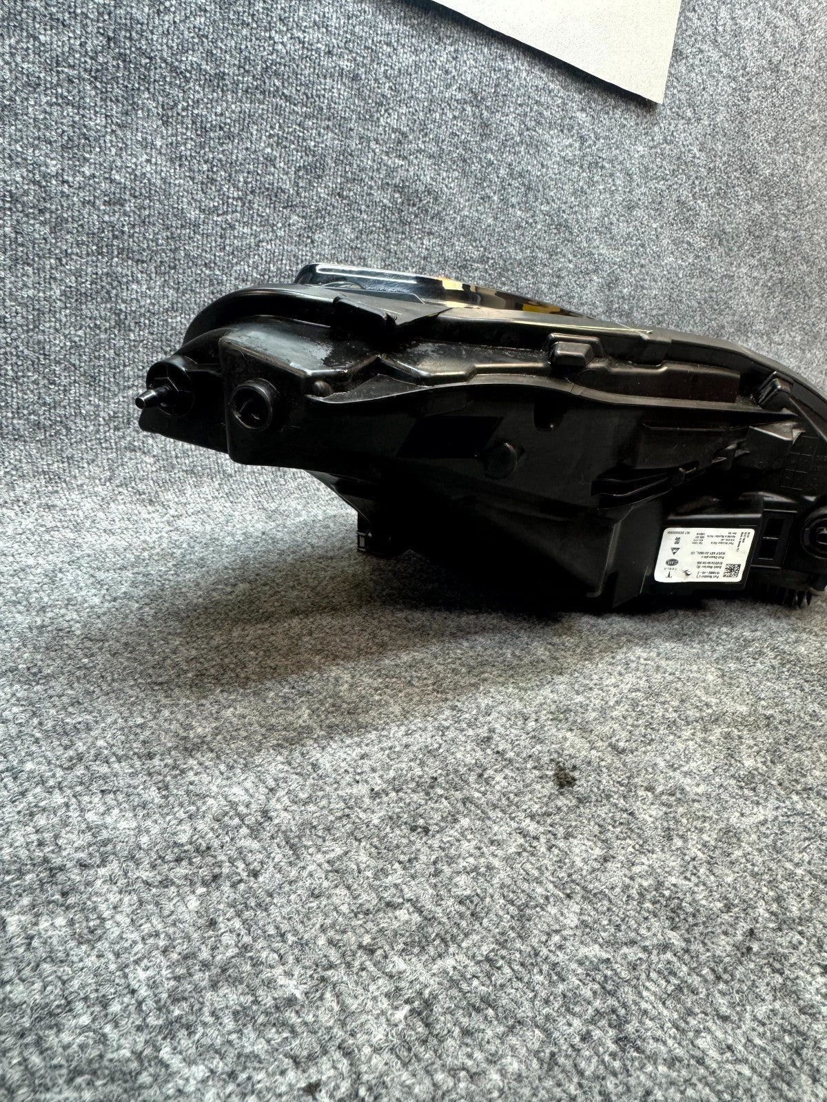 2020 - 2024 TESLA MODEL Y REAR LEFT SIDE LED HEADLIGHT MATRIX OEM, 1514952-00-E