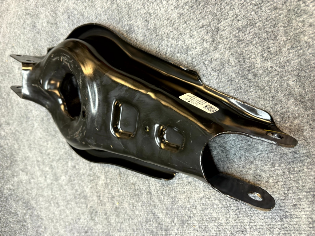 2020-2024 TESLA MODEL Y REAR RIGHT LOWER CONTROL ARM SPRING PERCH OEM,1044451-00